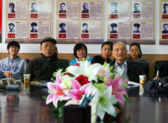 回顾革命历史，传承红色文化——记法学1102班主题团日活动