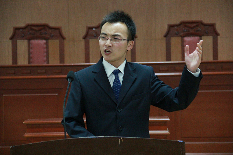 责任以行 青春飞扬 核心价值 放飞理想——法学院举行第二届演讲比赛