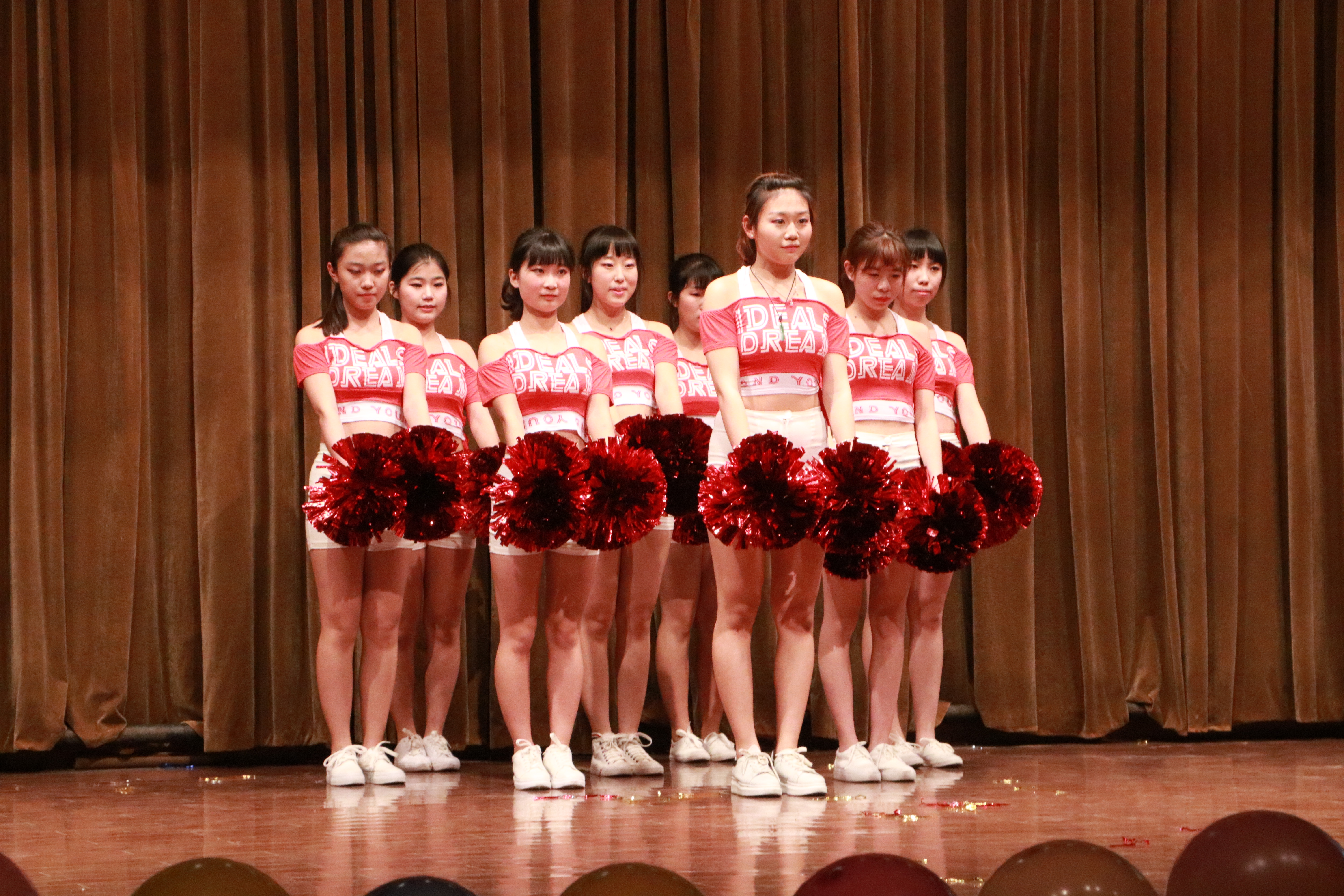 法学院举行第四届啦啦操大赛