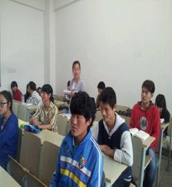 青春·思·辩 ——法学1203班反腐倡廉“宿舍辩论对抗赛”